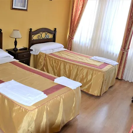 Infanta Dona Leonor 4*